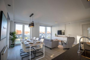 Home Away, Light and Bright